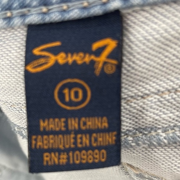 7 For All Mankind Lightly Distressed Shorts Size 10 - Picture 9 of 10